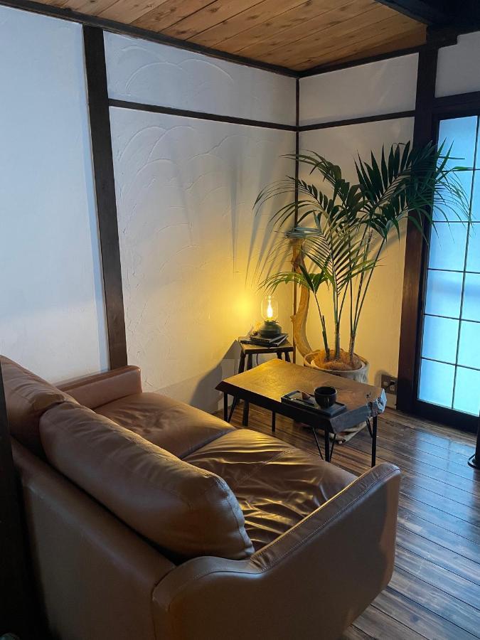島ぐらしカフェchigoohagoo 男性のみ宿泊不可 Couples & Single Females Only Oshima Esterno foto
